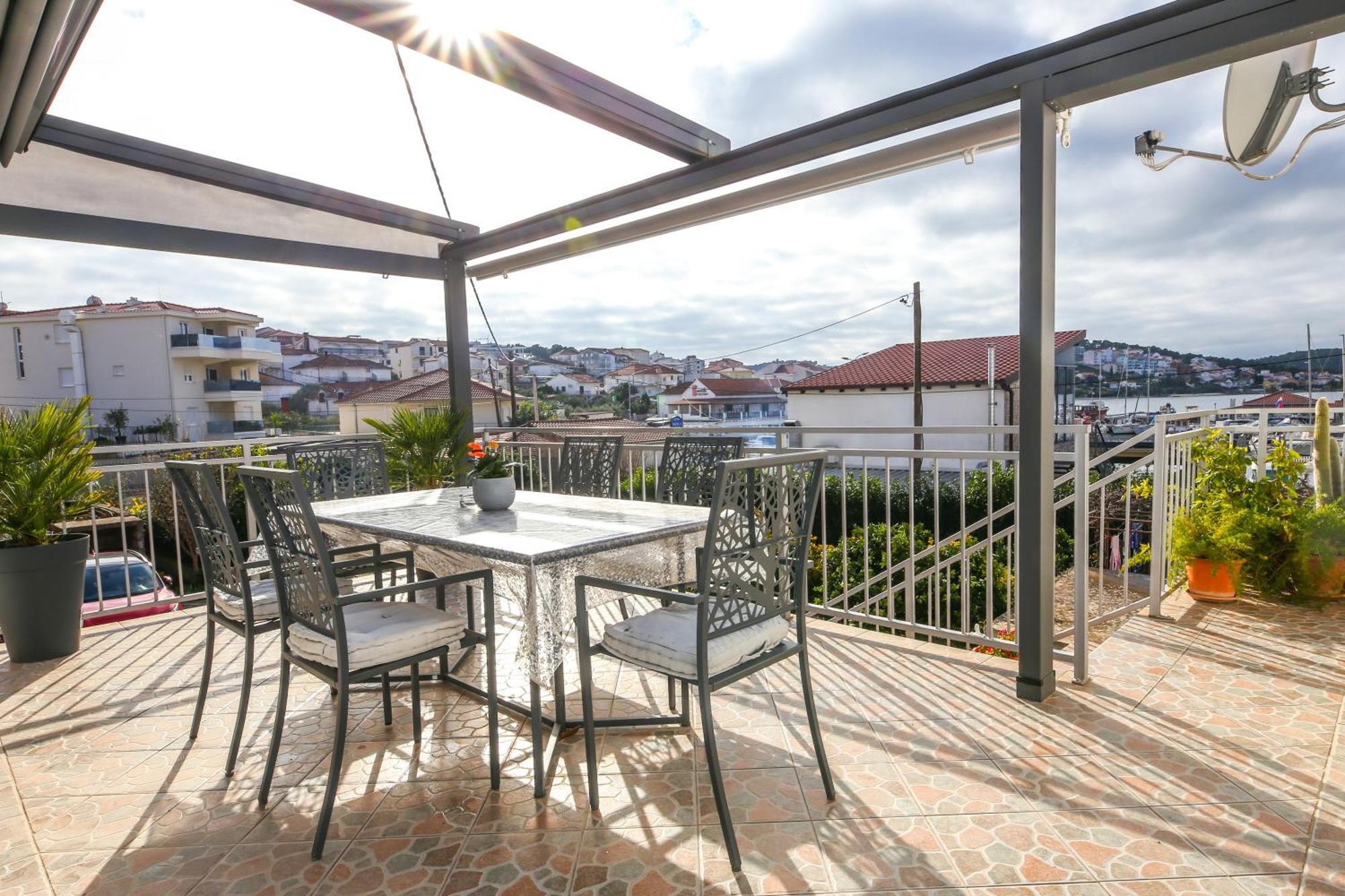 טרוגיר Apartments Vaska מראה חיצוני תמונה