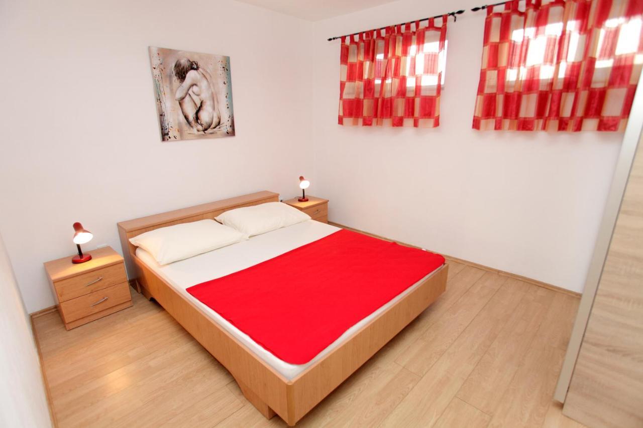 טרוגיר Apartments Vaska מראה חיצוני תמונה